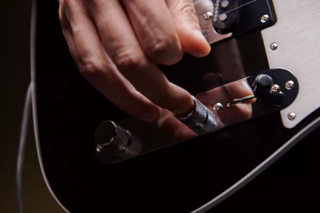 Fender Ultra 芬达美产“超极”系列吉他 登陆中国