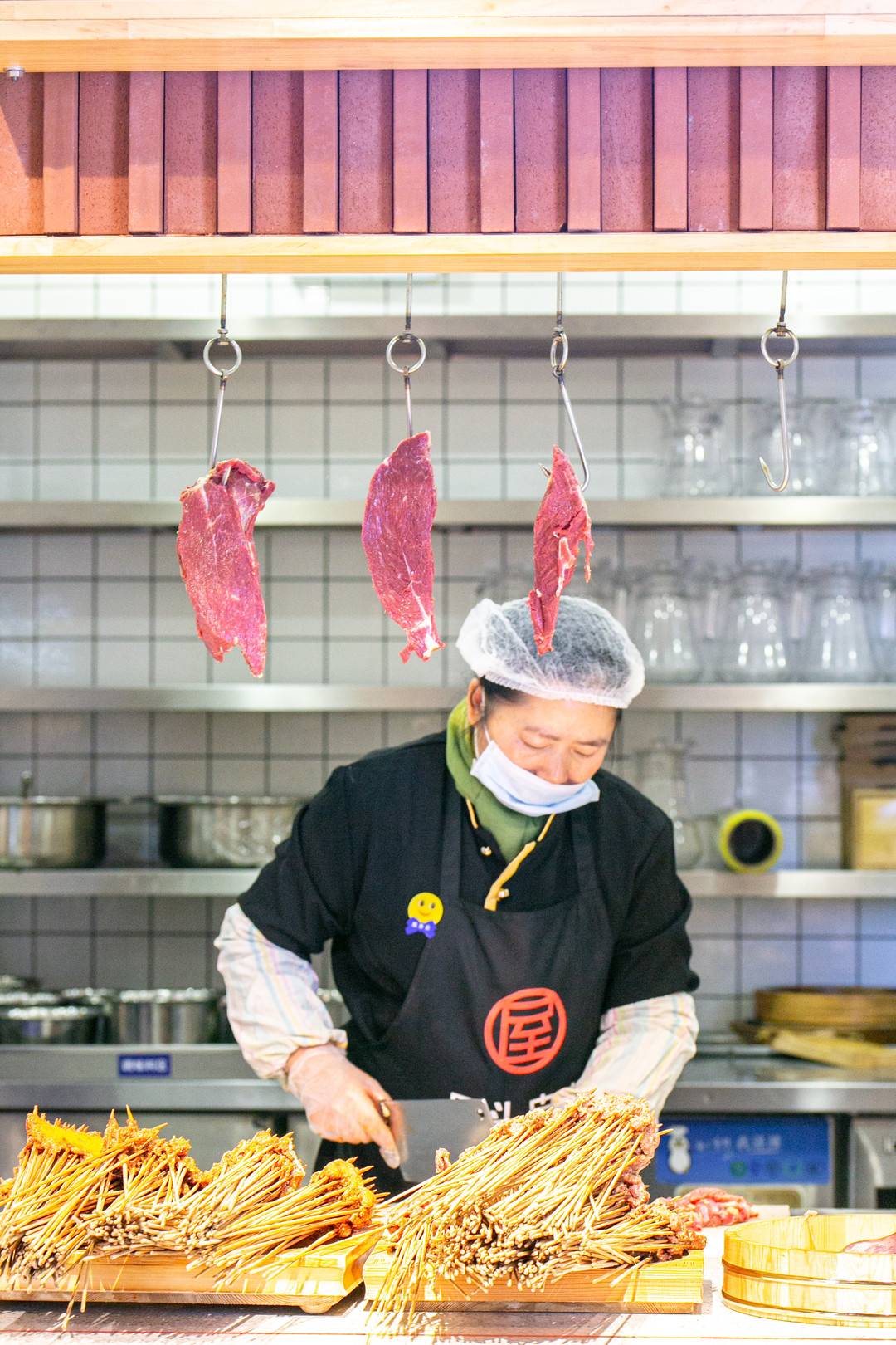 成都创客｜屋头串串香唐肖：从“摆摊卖串”到全国500家加盟店 他将四川味道卖到全国