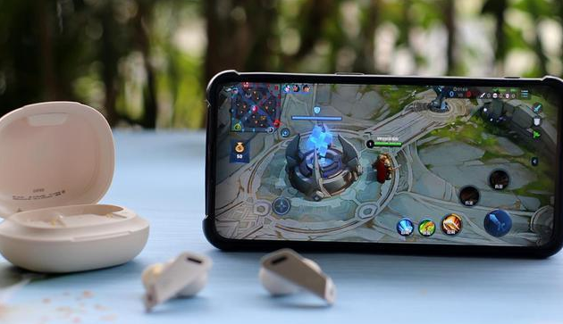 又一国产黑马，百元降噪耳机也能媲美AirPods，漫步者NB2有多强
