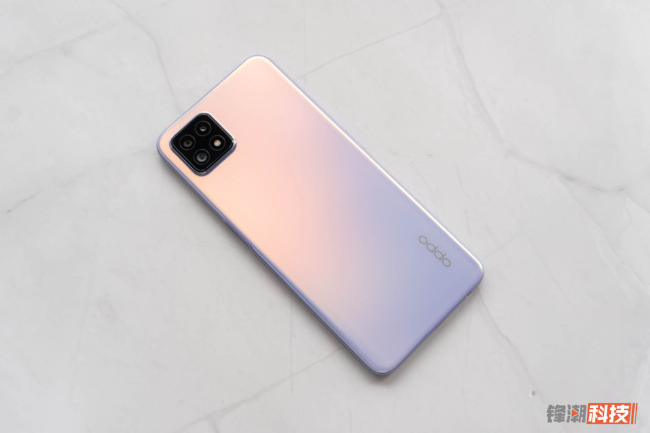 手机品牌满意度排行榜公布：OPPO迈入前三