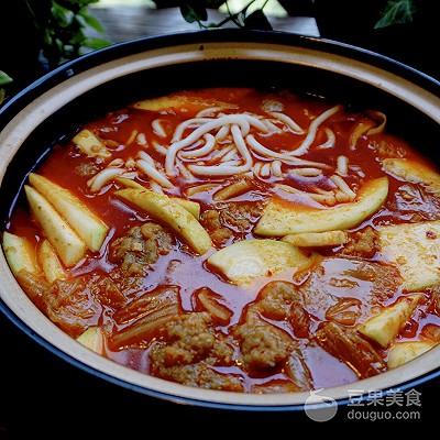 酥五花泡菜汤的做法