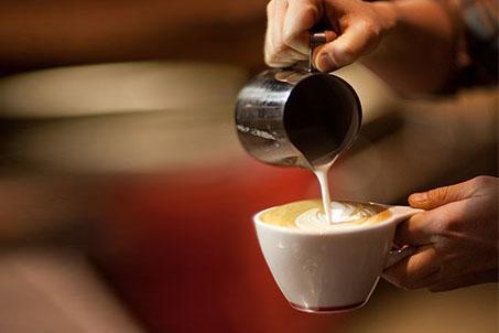 Nespresso、Tassimo、illy，胶囊咖啡机你该怎么选？