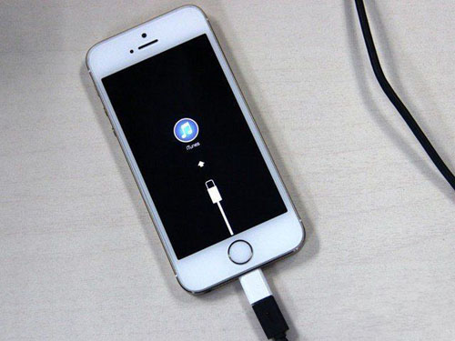 iphone8突然黑屏假死机怎么办？