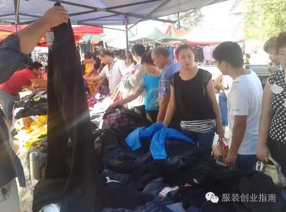 品牌折扣服装摆地摊夜市甩货模式详解