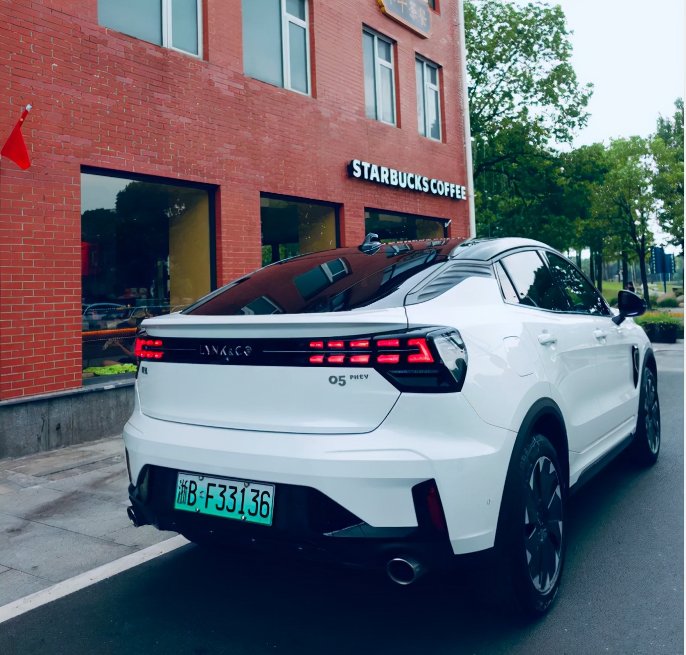 不吹不黑，20万左右新能源SUV怎么选？领克05 PHEV实力出众