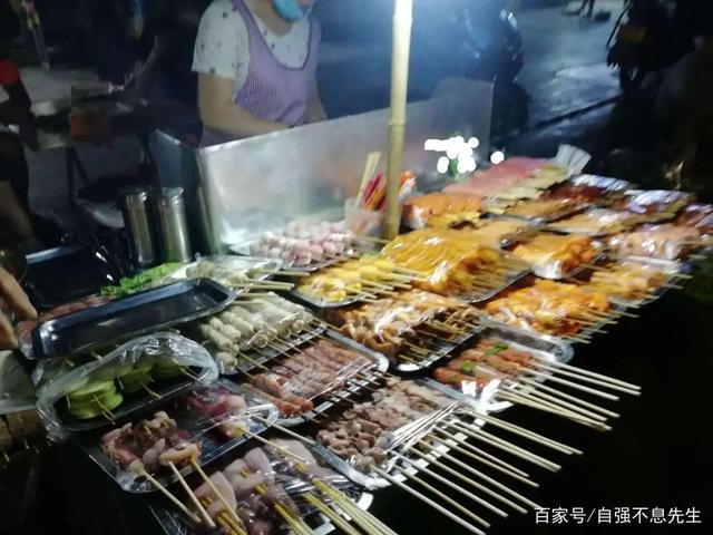地摊经济火了，摆地摊究竟卖什么才好赚钱？这四个原则一定要知道