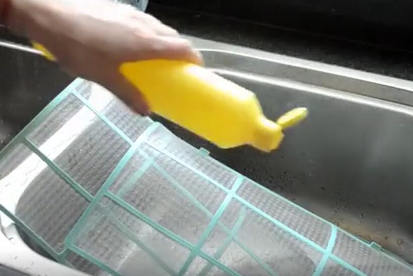 家用空调深度清洗标准流程大曝光，日常中你也是这么操作么？