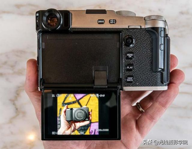 富士X-Pro3，有情怀的高级摄影玩具究竟如何？富士X-Pro3十问十答
