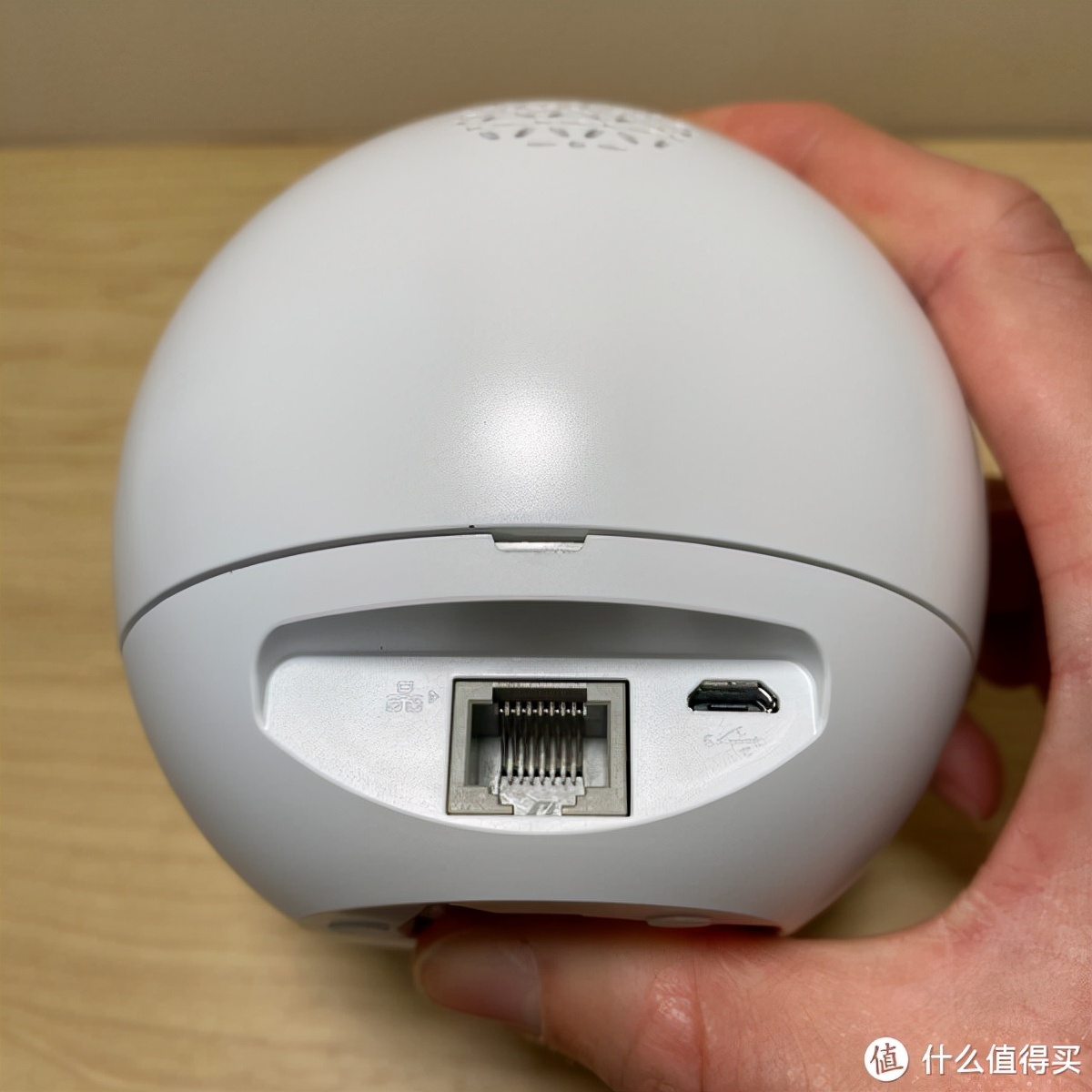 可以监督孩子写作业、个性定制的摄像机，萤石2K超感知版精灵球