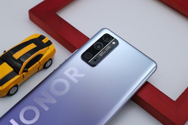 华为5G手机别乱买，这三款现在入手正合适，你买对了吗？