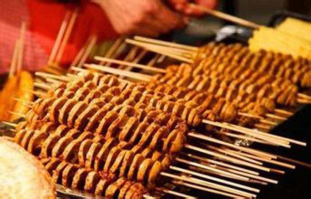 如果你要摆地摊，这7种地摊美食，你会选择哪一种呢？