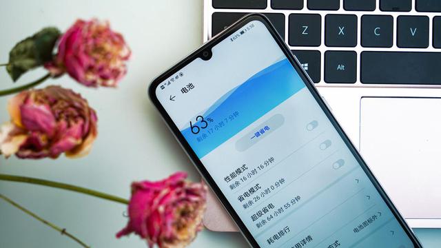 千元以下全部搞定！盘点2020年值得买的十款低价手机