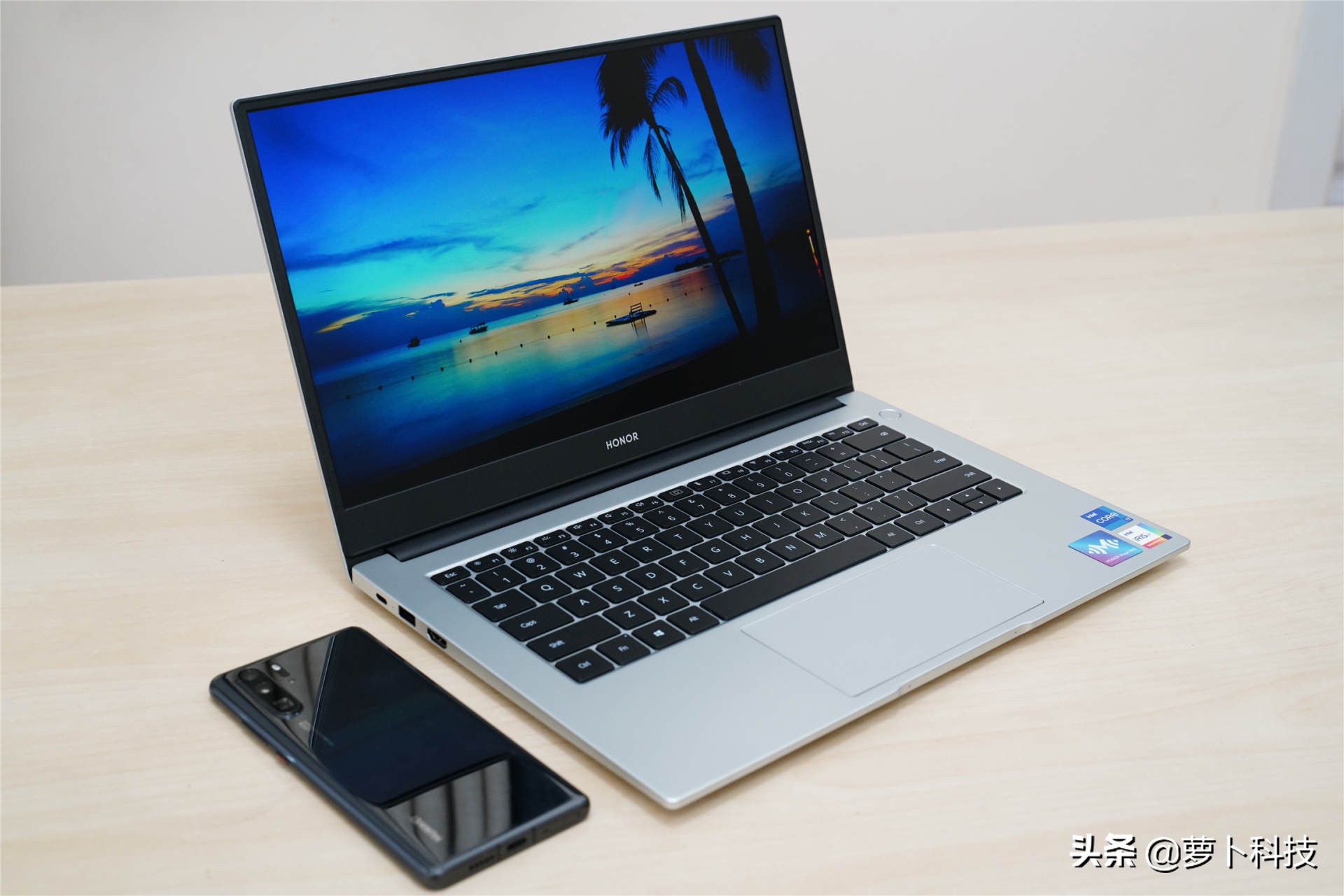 2021款荣耀MagicBook 14性能评测：有哪些优点和不足？
