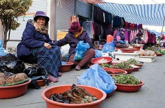 练摊秘笈：摆地摊什么东西最好卖？