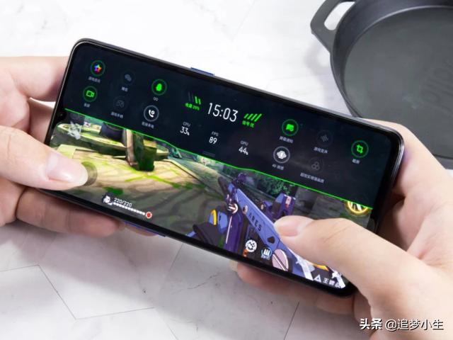 值得入手的三款手机，配骁龙855处理器，玩游戏满帧运行