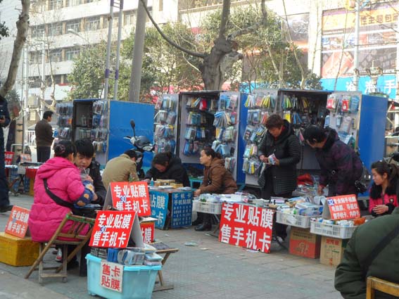 摆摊卖啥比较火呢？好物推荐给你哦