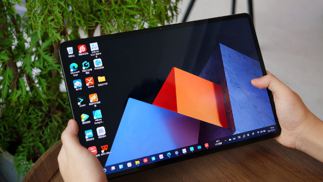 华为Matebook E 2021款体验：PC平板手机三合一 解锁生产力新姿势