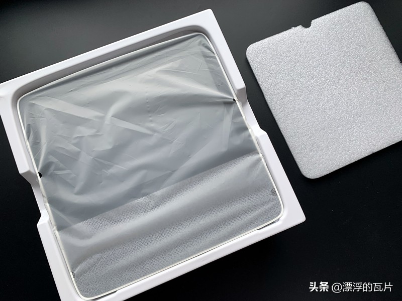 功能升级，但还不够智能——小度在家智慧屏X8