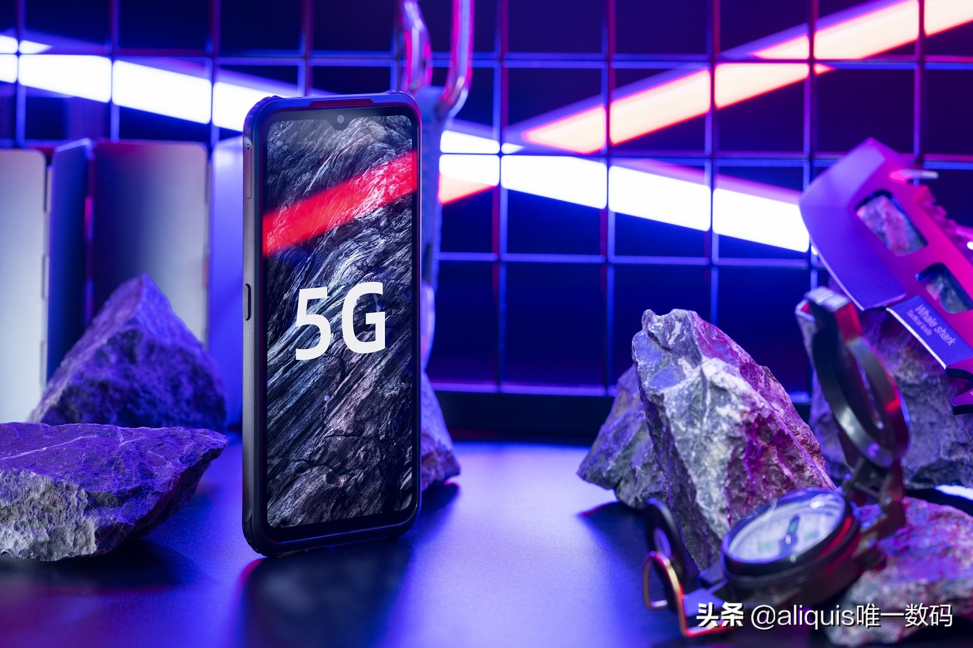 国产超强三防手机正式发布，不仅支持5G居然还达到了IP69K