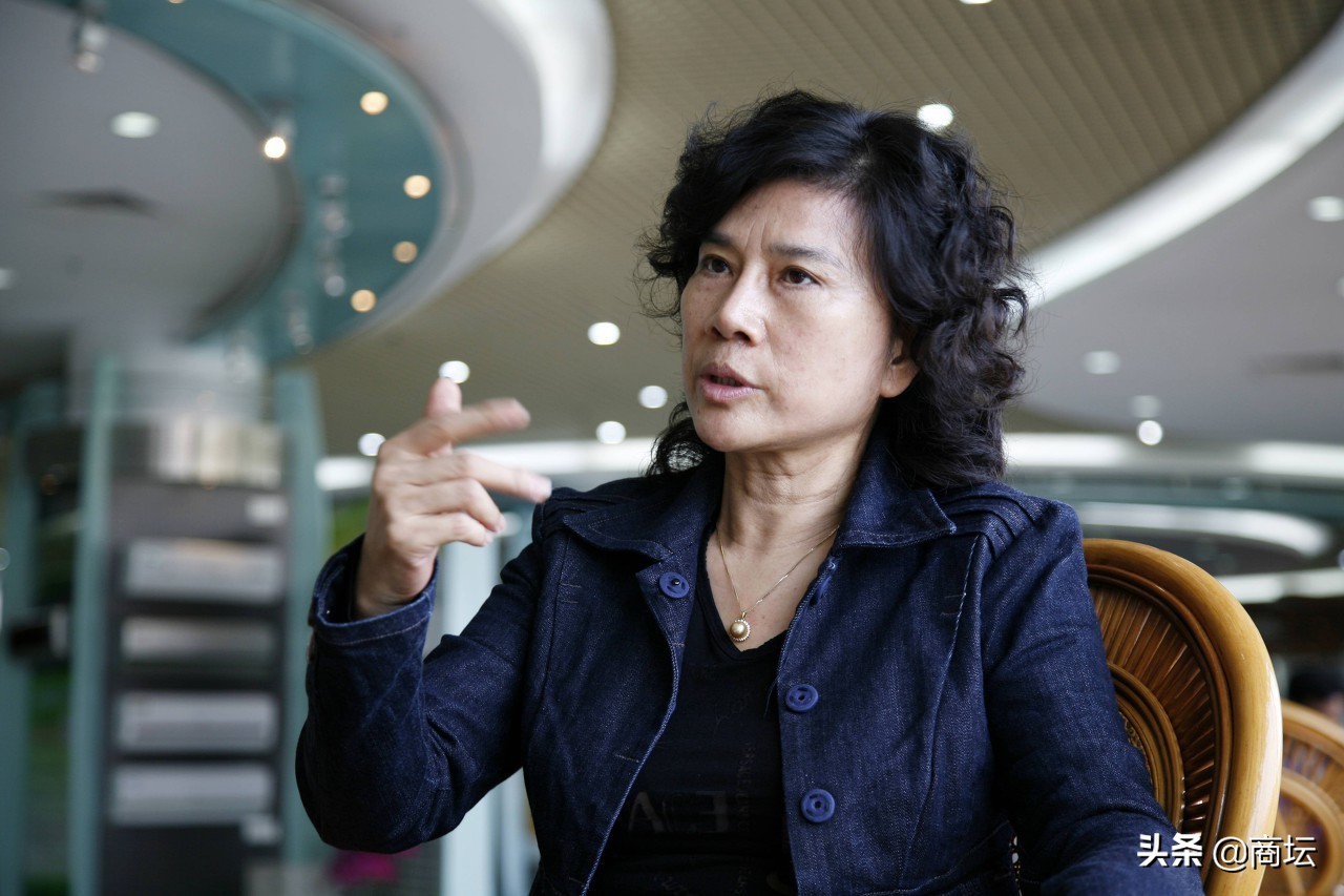 董明珠和格力创始人朱江洪，到底有什么恩怨纠葛？
