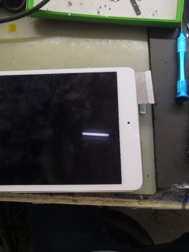 ipad mini 4 内部细节 和 A1538 换电池过程，