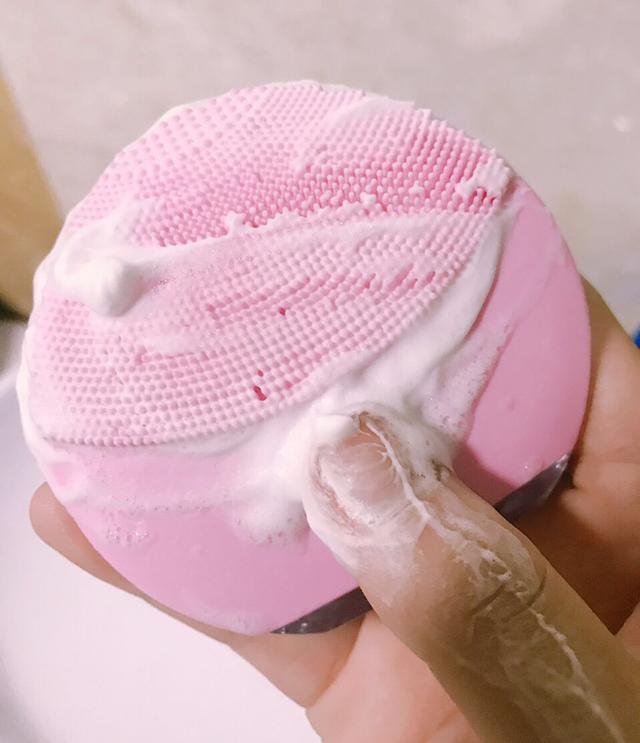 美容仪就是智商税？！三款自用美容仪测评，我来告诉你有没有用