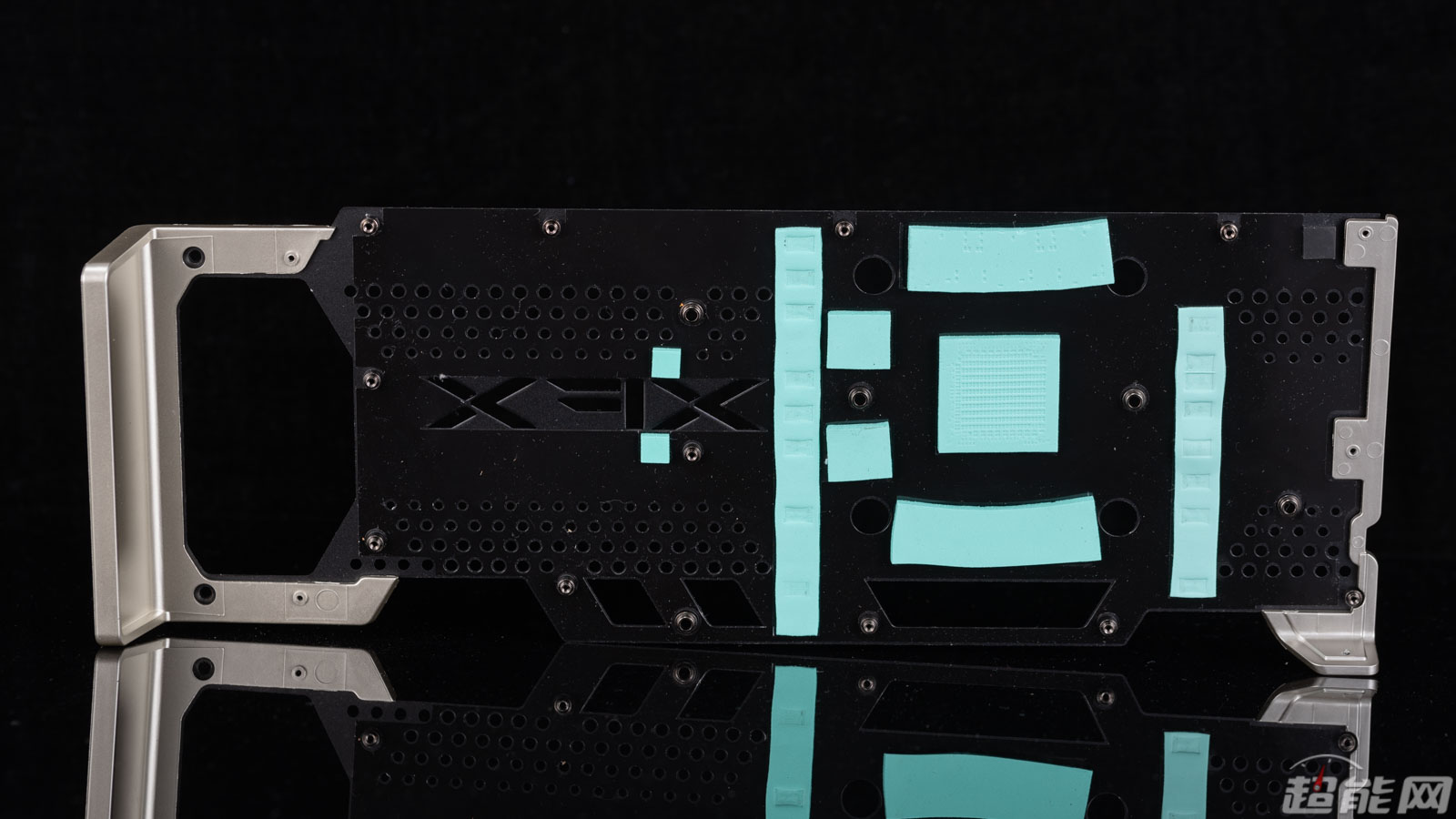 讯景XFX RX 6800 XT海外版显卡评测