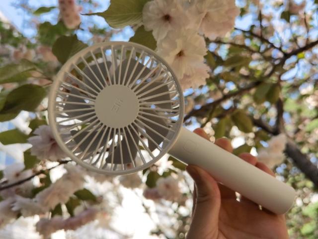 小米有品夏日好物推荐，遛娃出游办公伴侣，ZMI随身手持风扇体验