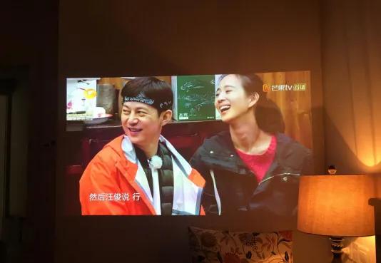 投影仪观影使用教程，看直播干货大全，教你别人不知道的干货