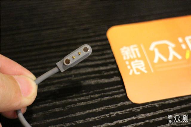 摩飞便携榨汁杯，把美味揣进口袋