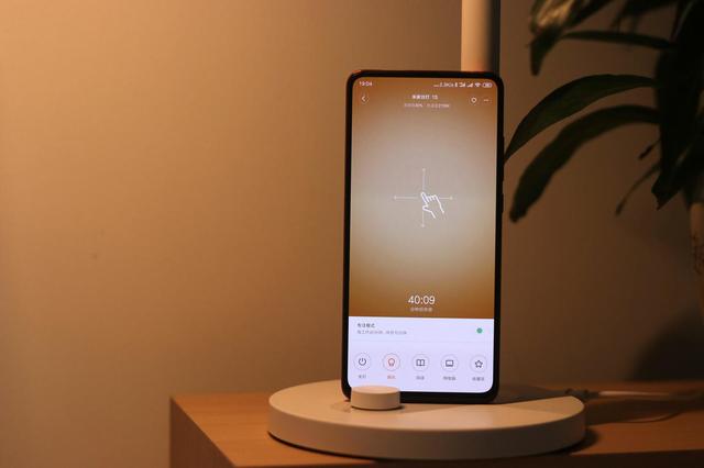 小米经典之作再升级，米家台灯1S开箱：更好用