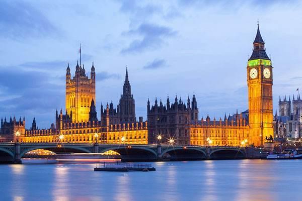 英国留学奢侈品管理专业介绍及院校推荐