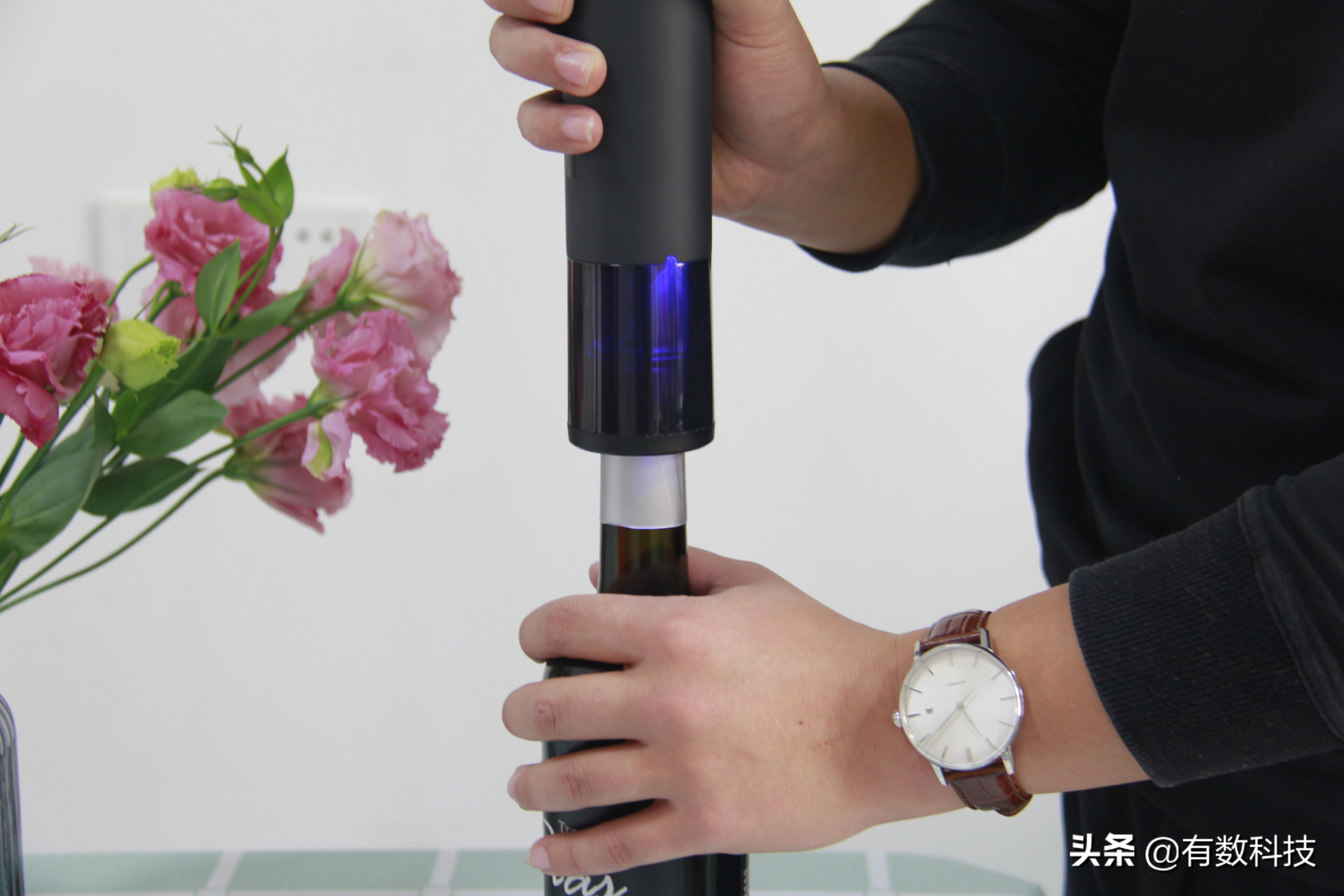 小米有品电动红酒开瓶器，不锈钢机身，6秒极速开瓶
