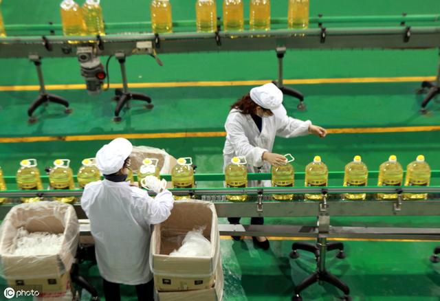 在农村办这4个小型工厂，不愁没销路，干好了只赔不赚