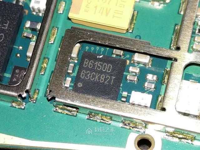 内置机械硬盘！诺基亚曾经的黑科技手机N91详细拆解+硬件简单分析