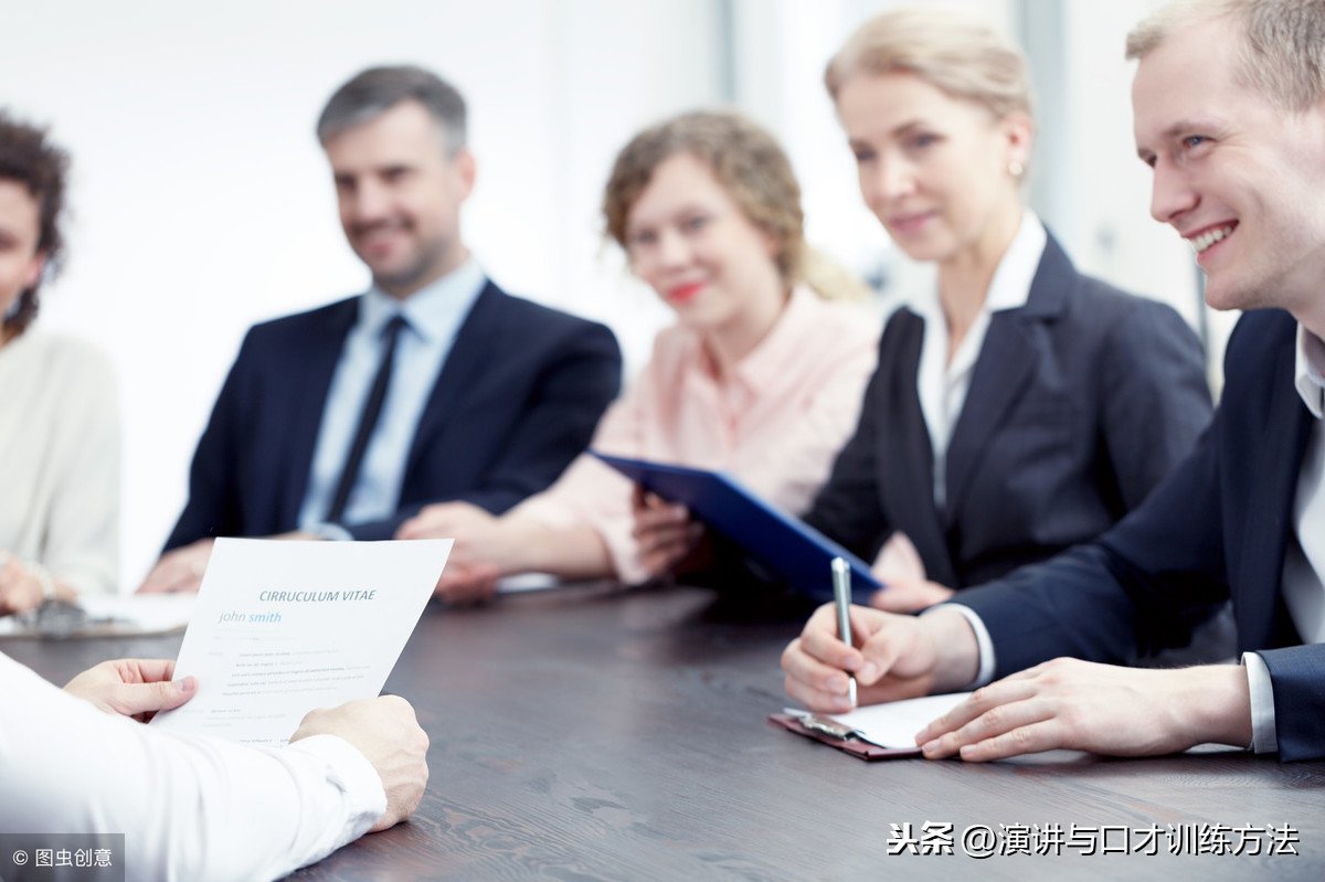 求职面试自我介绍范文，演讲稿