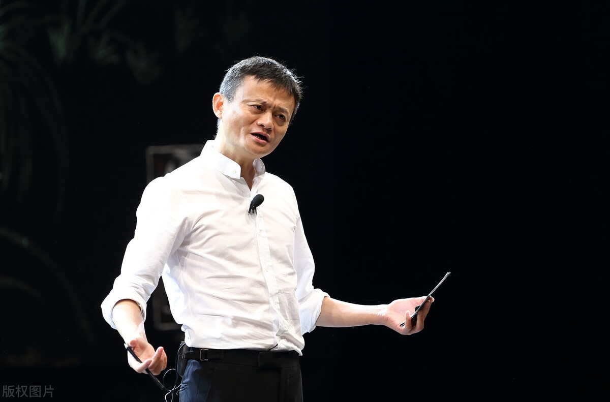 还把信用卡绑在微信支付宝上消费？你知道它与直接刷卡的区别吗？