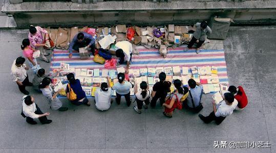 不知道摆地摊卖什么？数据显示，最受欢迎的5类小摊出炉