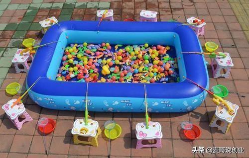 摆地摊选择什么样的产品更好卖？本文帮你选了高利润的产品