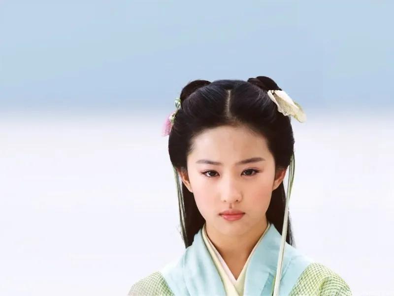 一键抠图，免费的证件照制作APP