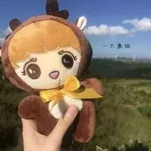 不想外出打工？在家做这种小众手工项目，15分钟一件月收入可观