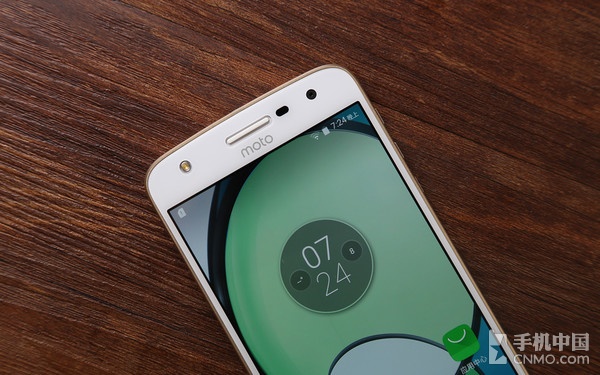 Moto Z Play评测：模块化的又一次转身