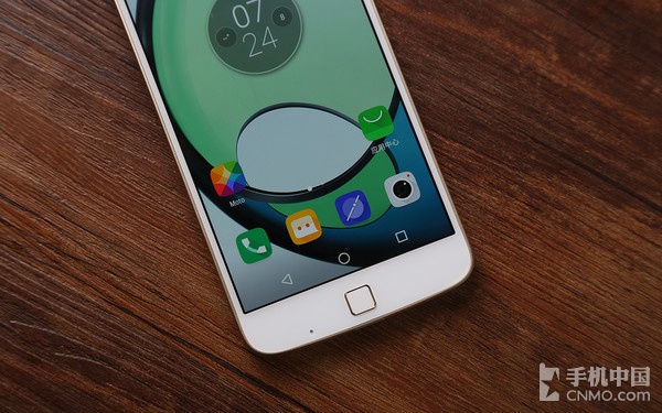 Moto Z Play评测：模块化的又一次转身
