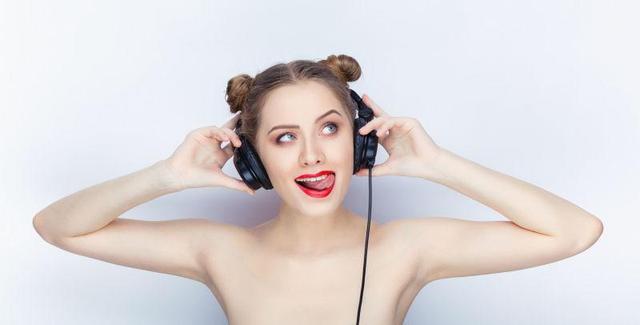 解决电脑耳机麦克风声音小、有杂音，让耳机立马提升一个层次