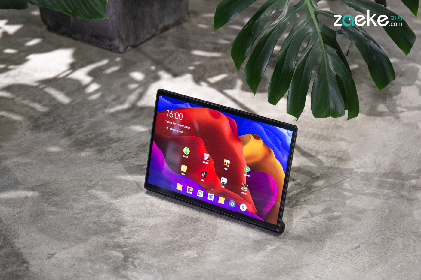 联想 YOGA Pad Pro：显示器和平板电脑，都由我一手包办