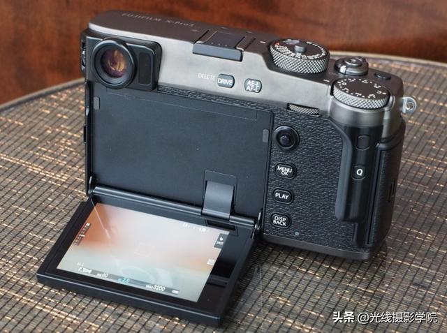 富士X-Pro3，有情怀的高级摄影玩具究竟如何？富士X-Pro3十问十答