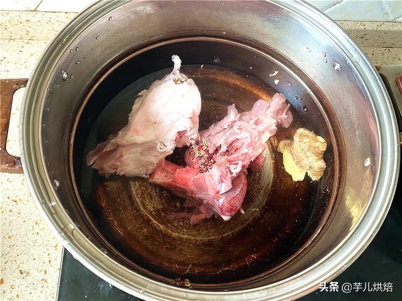 特殊时期火锅家里吃，教你熬底料的秘诀，麻辣鲜香比火锅店还好吃