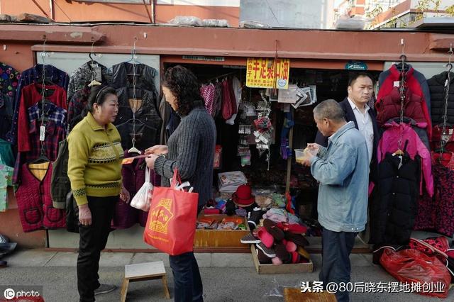 摆地摊卖东西的技巧，新手如何摆地摊