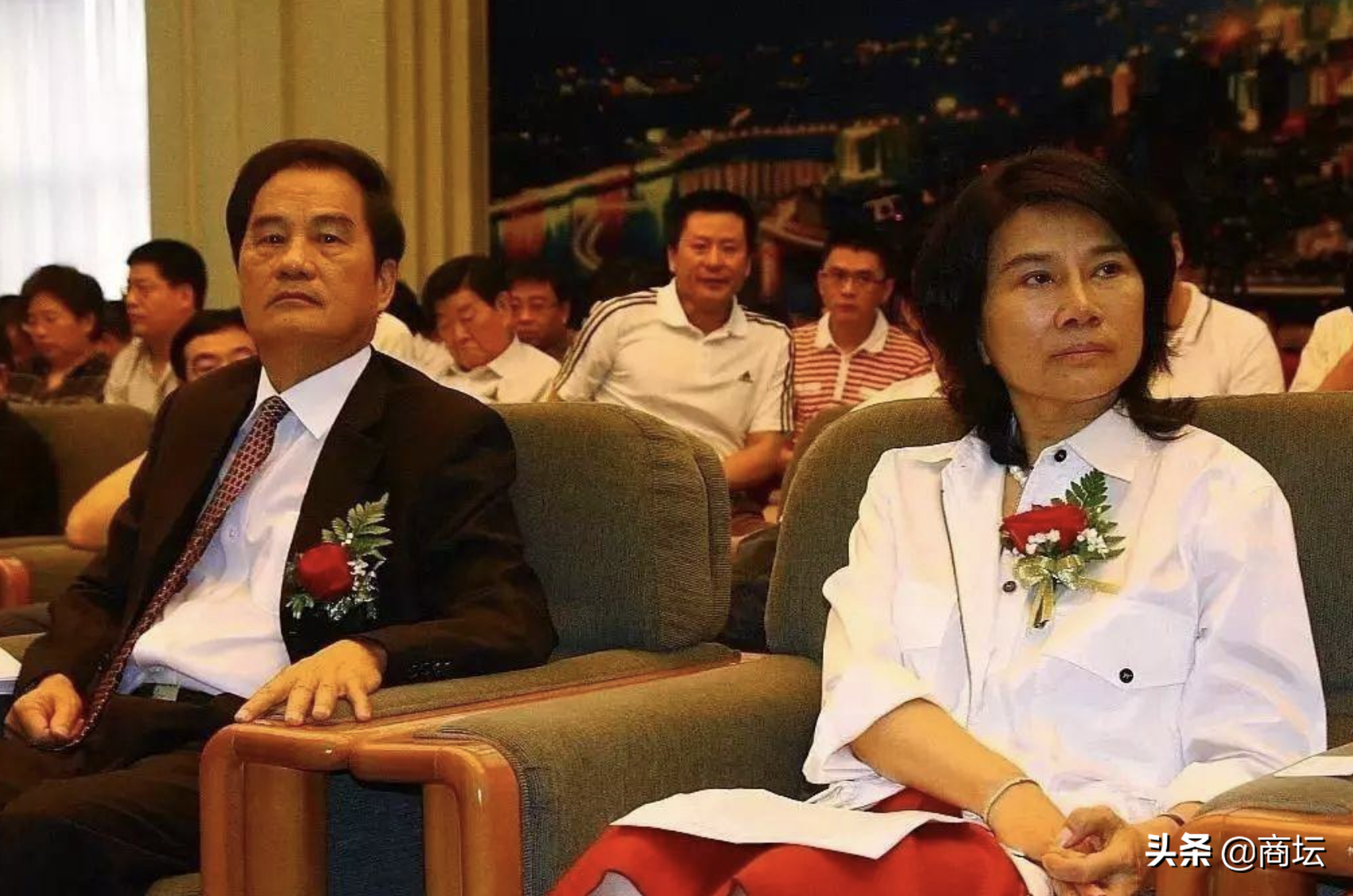 董明珠和格力创始人朱江洪，到底有什么恩怨纠葛？