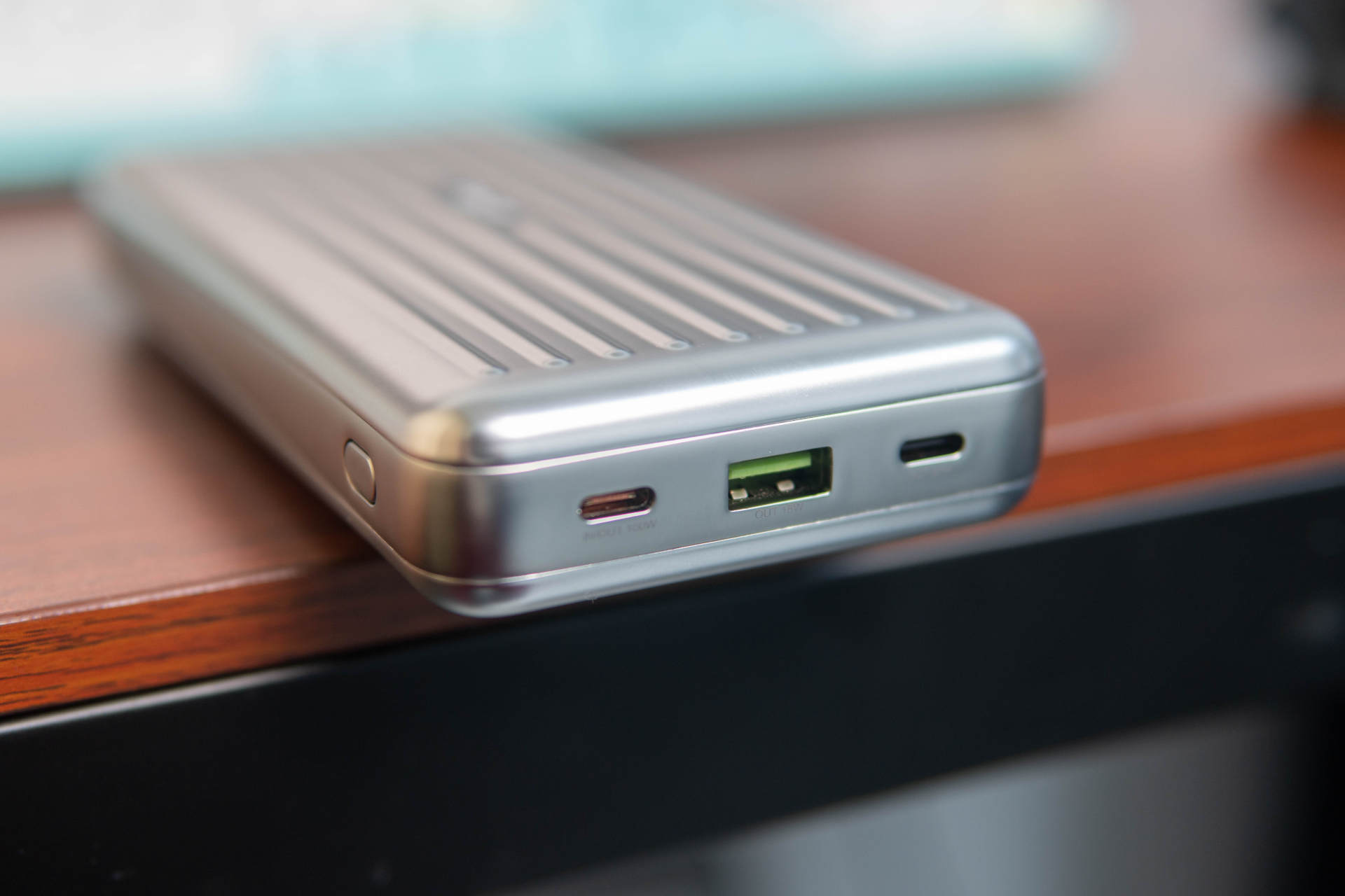 23000mAh、最大205W功率，Zendure C4超级移动电源，一台就够了